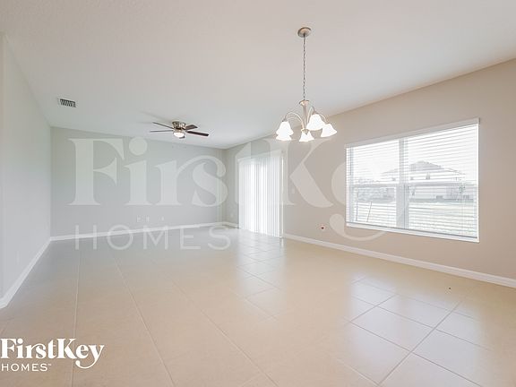 4th image of 4681 Marcos Cir