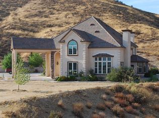 11163 Lewis Hill Dr, Agua Dulce, CA 91390