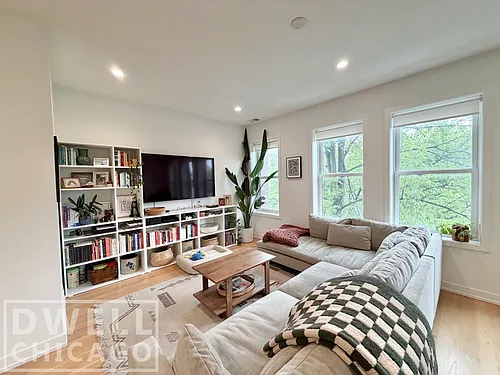 969 W 18th St #1 Photo 1