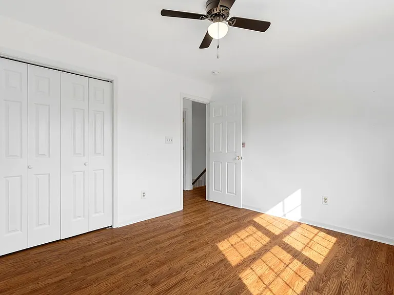 7 Van Keuren Ave — Photo 12