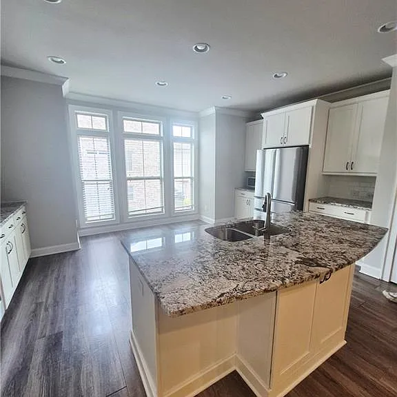 6596 Marlowe Glen Way — Photo 10