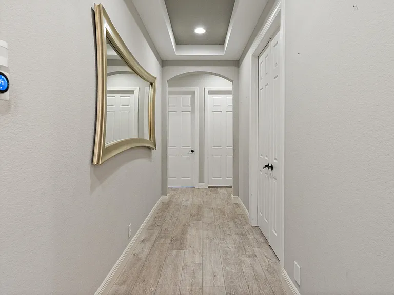 9521 Eden Mnr — Photo 70