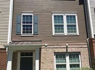 10 Truman Dr, Wood Ridge, NJ 07075