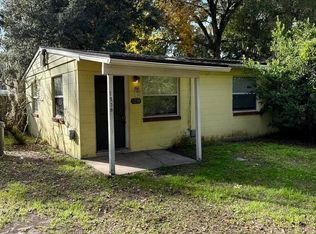 1238 River Bank Ct, Jacksonville, FL 32207