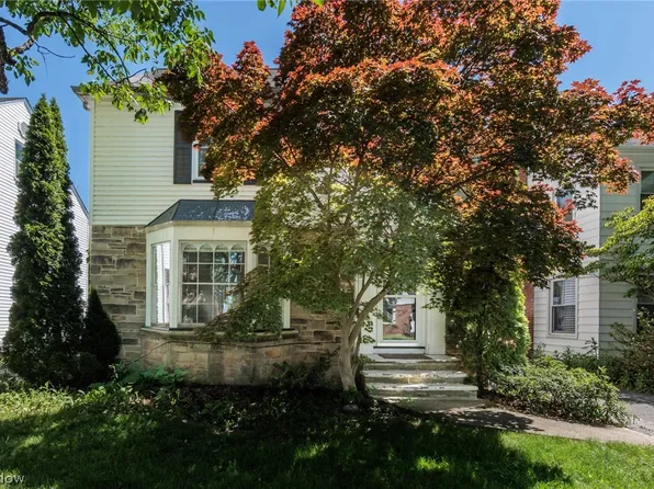 4218 Bushnell Rd, University Heights, OH 44118
