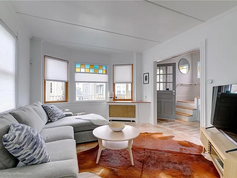 19 Congdon Ave — Photo 6