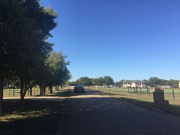 4th image of 336 Pioneer Ct