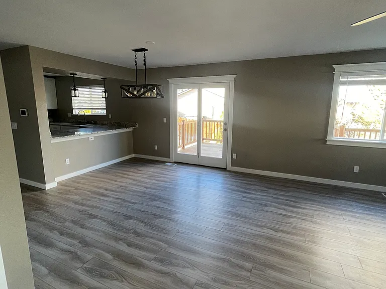4151 Heritage Way — Photo 10