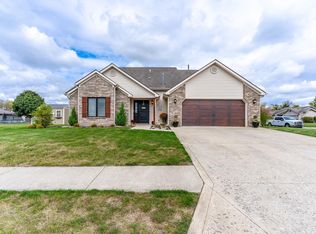 2040 Willow Bnd, Huntington, IN 46750