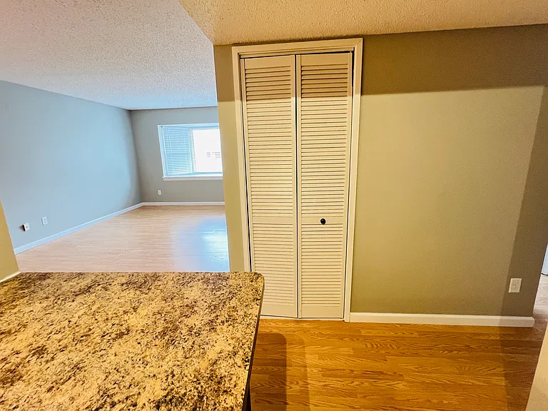 1425 Willow Brook Cv #8 — Photo 9