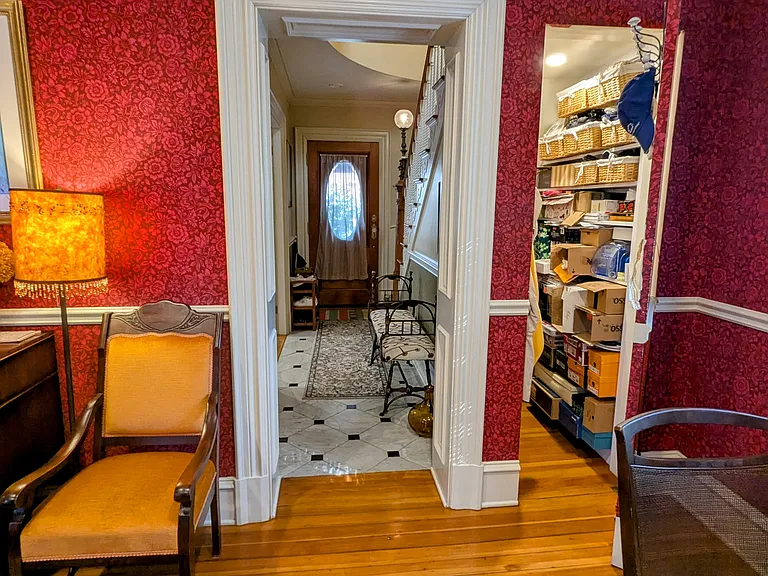 14 Highland Ave — Photo 32