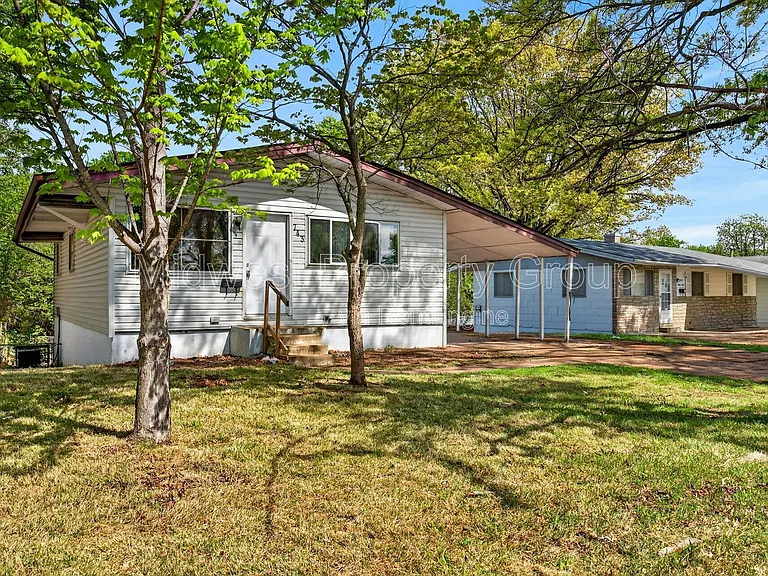 743 Shepley Dr — Photo 20