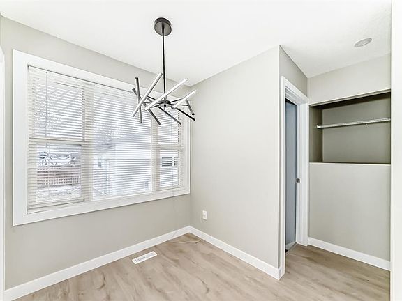 5th image of 59 N Templeson Rd NE