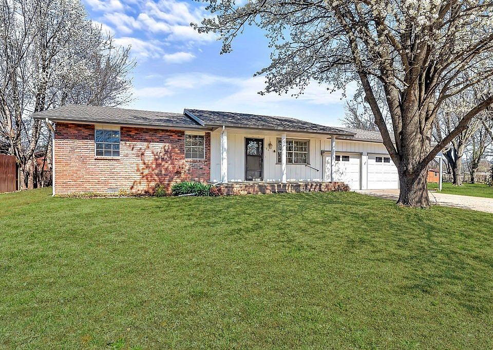 1st image of 106 Henry Little Cir