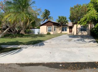 15621 SW 142nd Ct, Miami, FL 33177