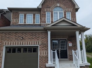 676 Fleetwood Dr W, Oshawa, ON L1K 1A4