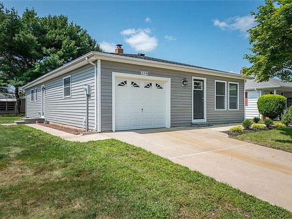 2nd image of 274 Bonaire Dr