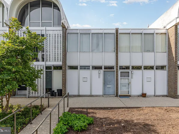 1338 4th St SW #T-1338, Washington, DC 20024