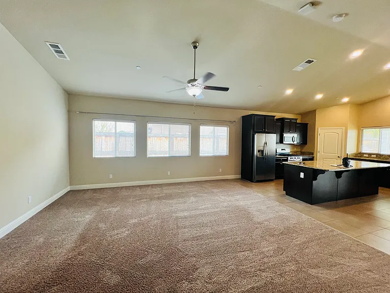 9223 Oak Garden Ln — Photo 13