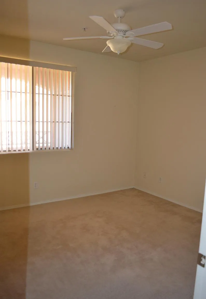 1 bed, 735 sqft, $875 — Photo 3