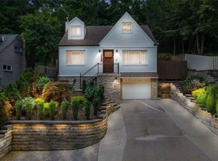 215 1/2 Valley Dr, Pittsburgh, PA