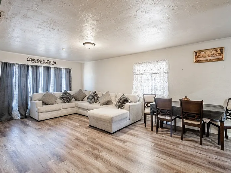 3506 Apache Dr — Photo 4