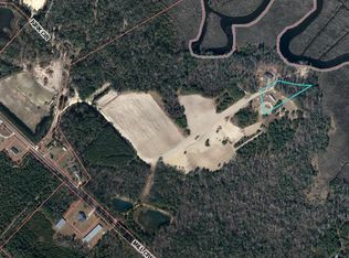 102 Kirk Cir, Hampstead, NC 28443