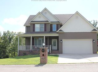 464 Aviators Pt, Eleanor, WV 25070