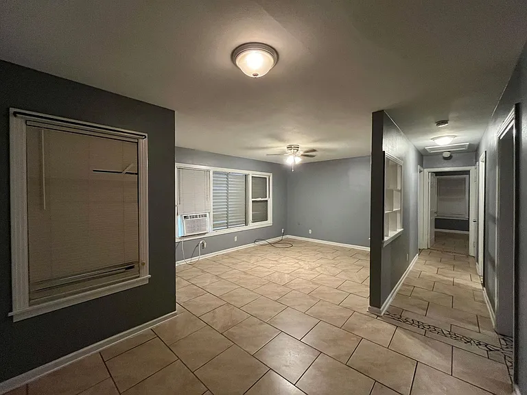 4213 Lowman St — Photo 5