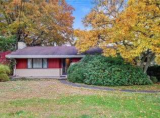 9118 Willoughby Rd, Pittsburgh, PA 15237