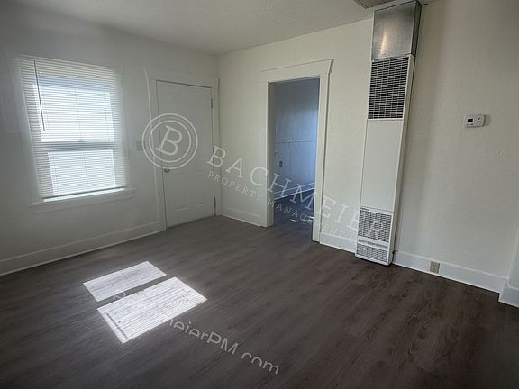 3rd image of 720 SW 5th St APT B01