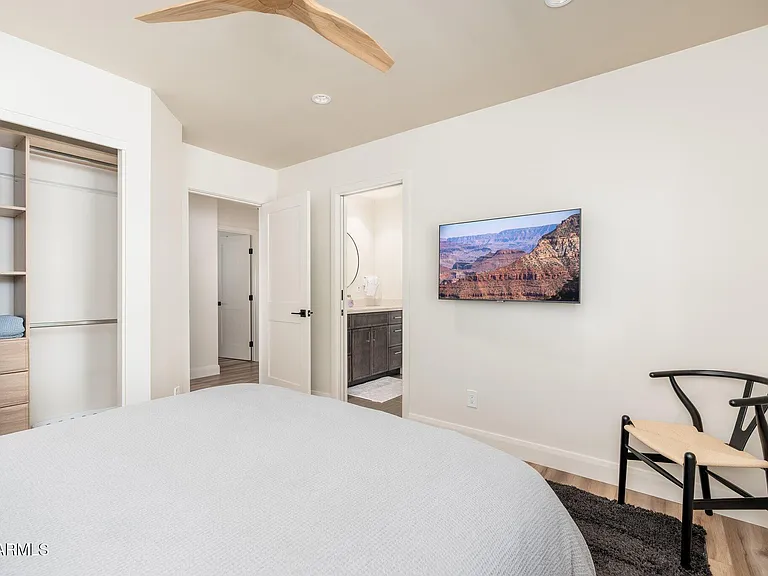 6025 E Charter Oak Rd — Photo 39