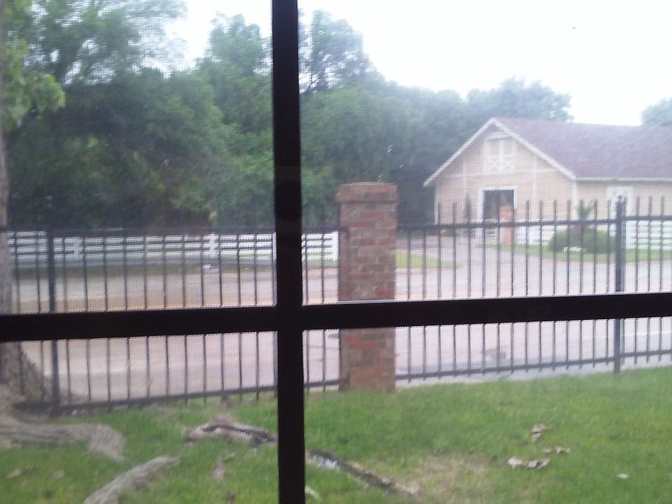 1st image of 2700 Silver Creek Dr APT 164