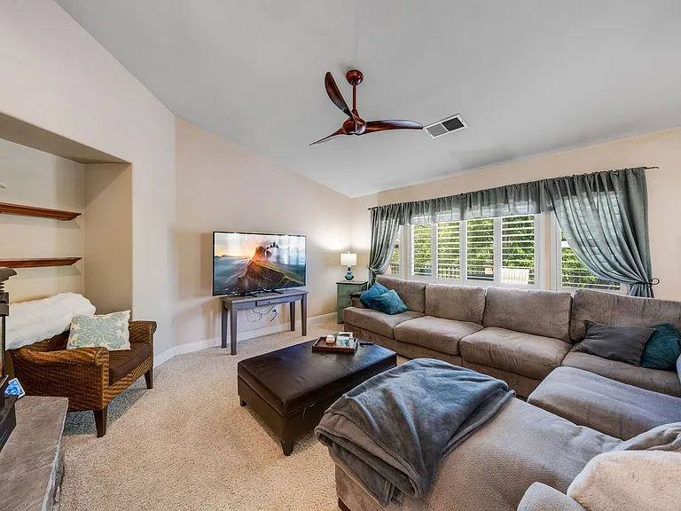 4011 Prairie Falcon Dr — Photo 11