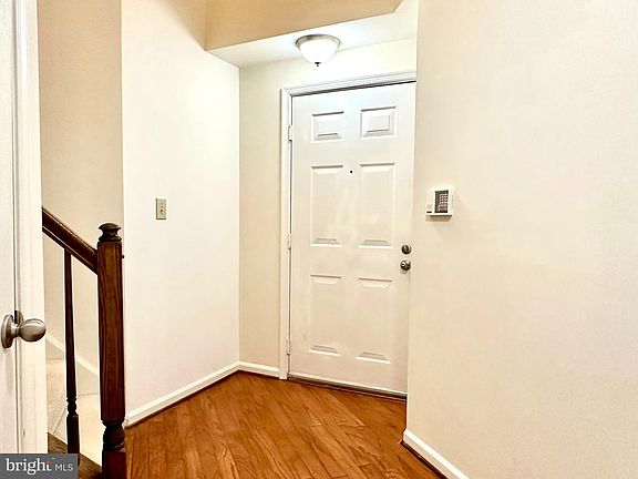 4th image of 2111 Highcourt Ln Suite 304
