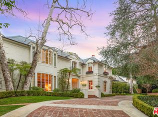 120 S Mapleton Dr, Los Angeles, CA 90024