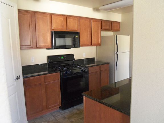 3rd image of 5350 Dunlay Dr Unit 3312