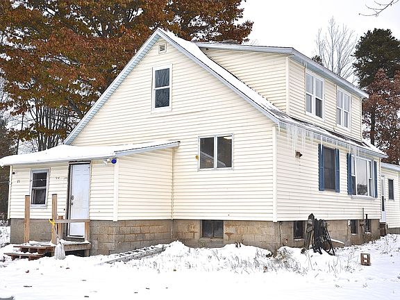 2nd image of 15618 Fillmore St