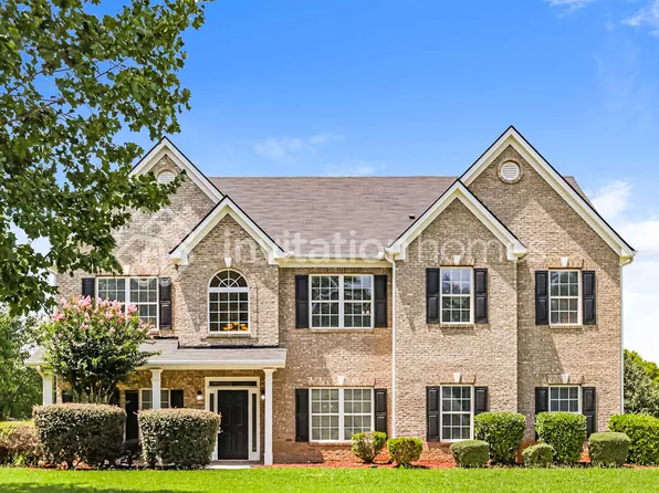 1013 Crown Landing Pkwy, McDonough, GA 30252