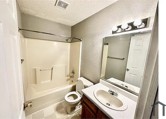 1460 Blue Brook Way — Photo 12
