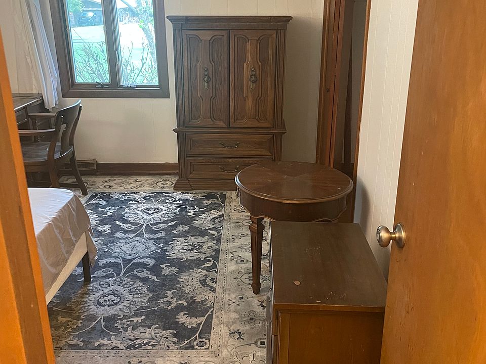 1st image of 5725 Echo Rd