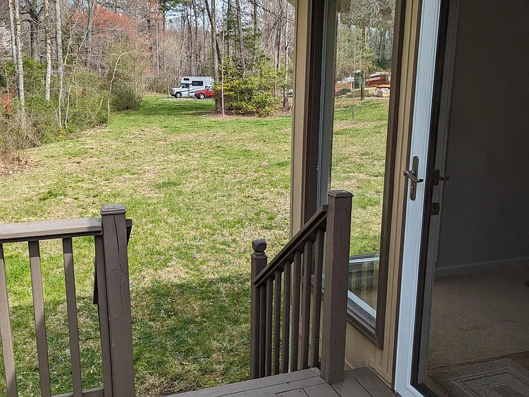 112 Owenby Ln — Photo 22