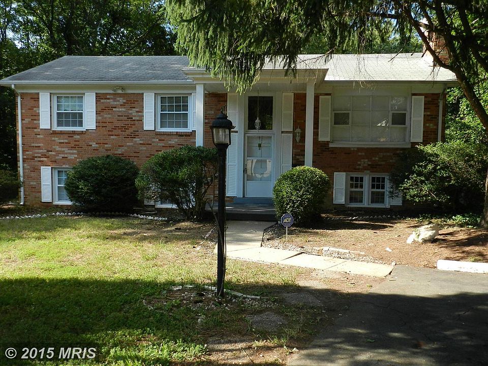 1st image of 3098 Acorn Ct