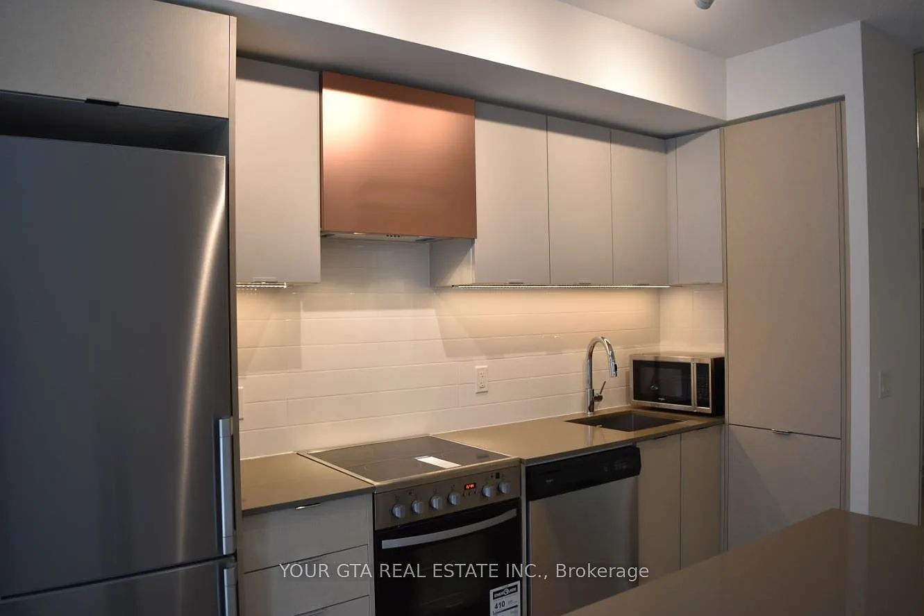 2 bed, $2,600 — Photo 1