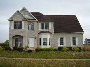 1104 Republic Ave, Sycamore, IL 60178