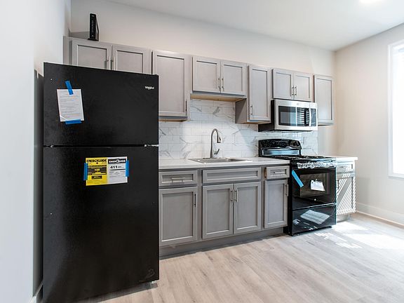 4th image of 2724 N Croskey St #Ff2