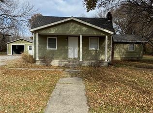 1019 E 16th St, Pittsburg, KS 66762