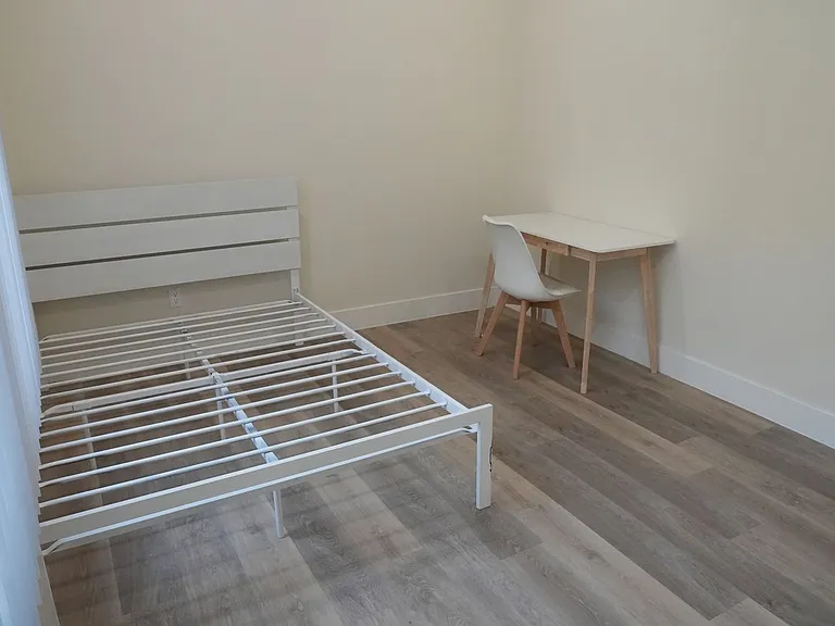 2712 Menlo Ave — Photo 7