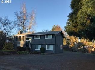 19440 Meyers Rd, Oregon City, OR 97045