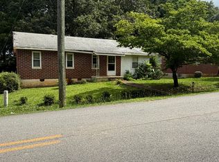 217 Glenn St, Jackson, GA 30233